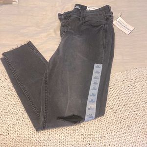Women's Black Distressed Skinny Jeans